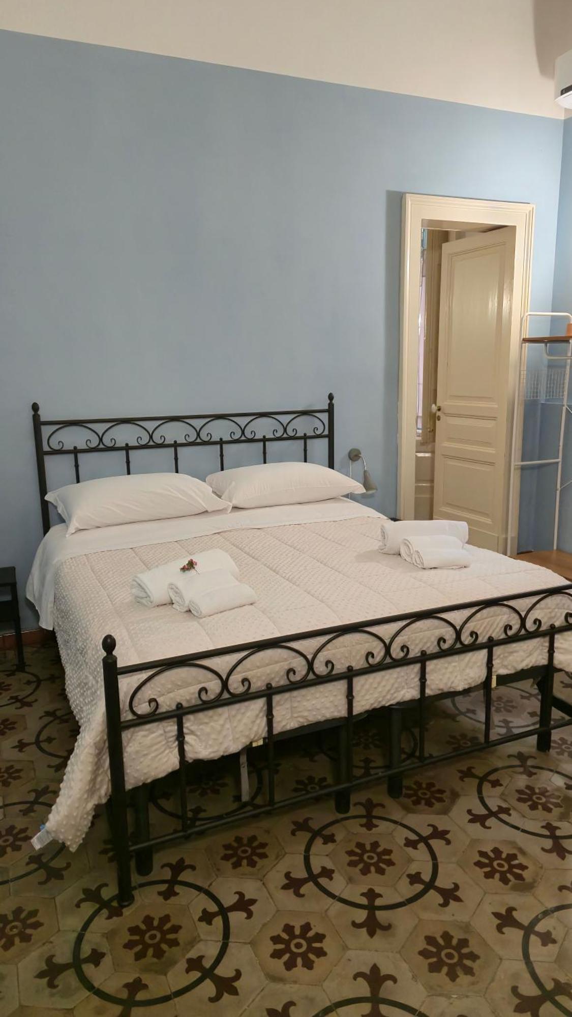 ホテル Saranton House カターニア エクステリア 写真