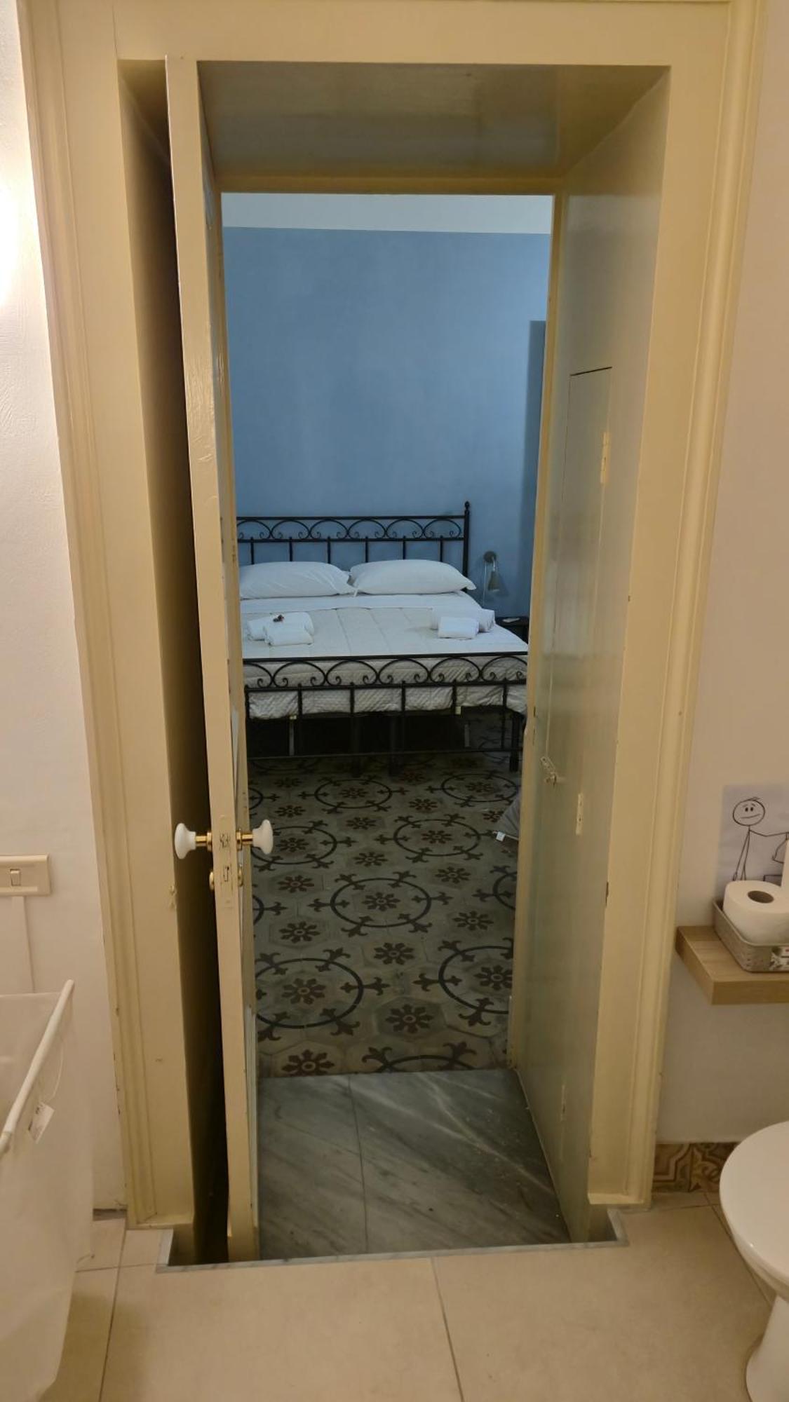 ホテル Saranton House カターニア エクステリア 写真