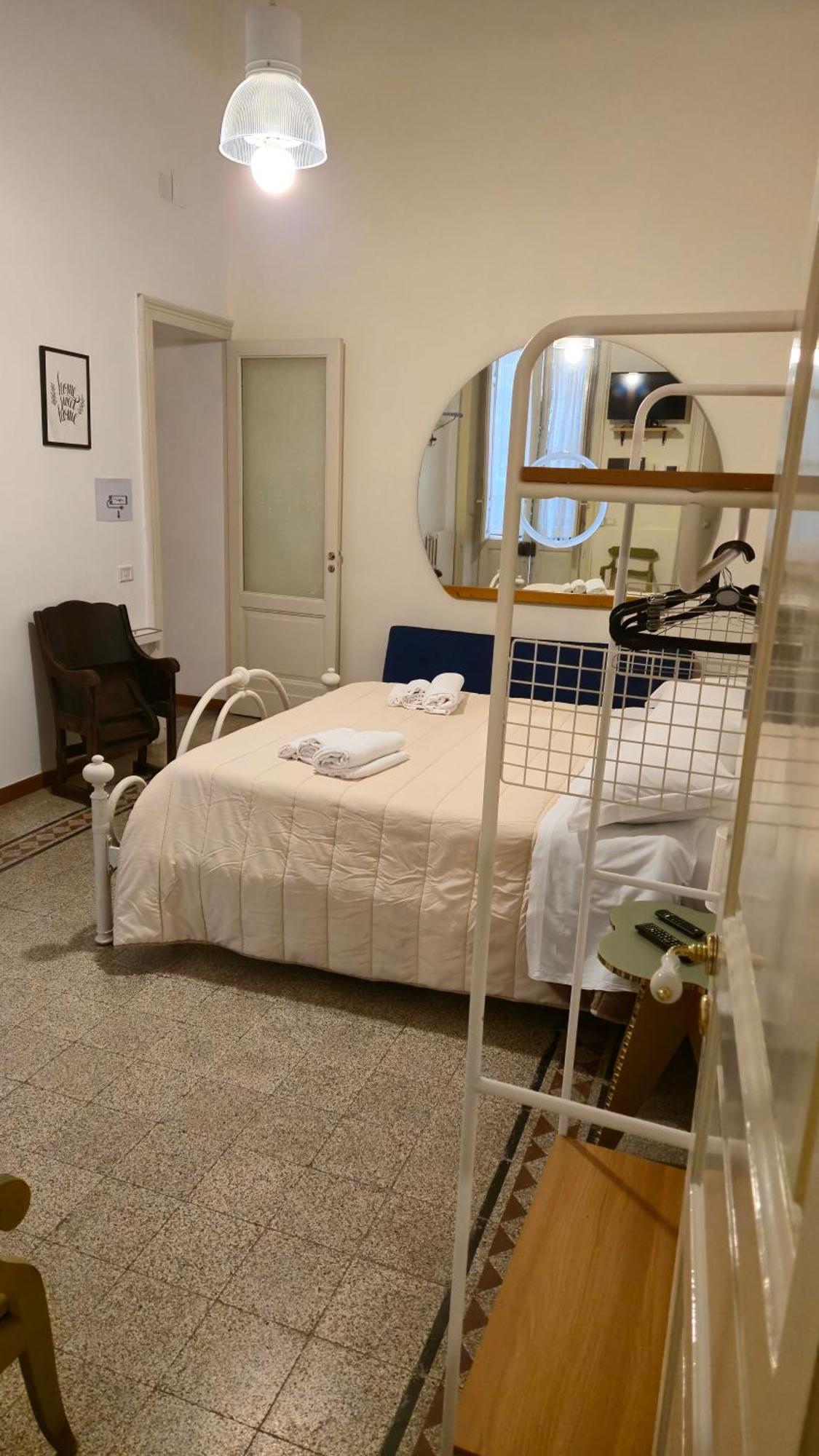 ホテル Saranton House カターニア エクステリア 写真
